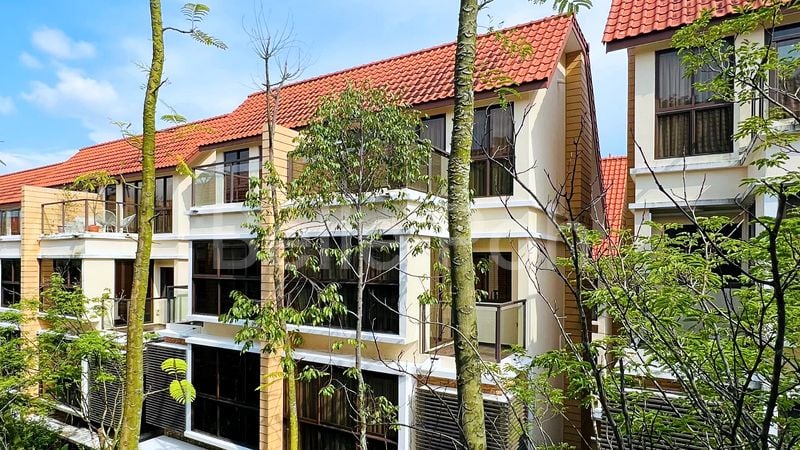 5 Bed Terraced House (Landed) for Sale in  Eleven @ Holland - Image 1